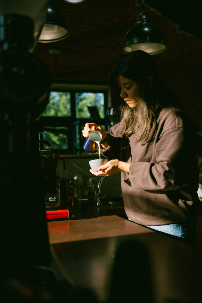 Drinking chocolate recipes for coffee shops.