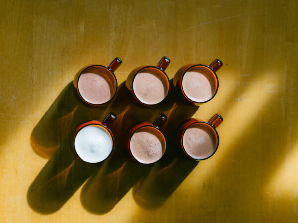 We are going to share our drinking chocolate home recipes. One of them is prepared directly in the cup. The other allows us to prepare a bigger batch of hot chocolate.